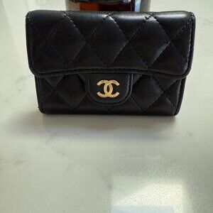 Chanel Caviar Quilted Flap Card Holder Black